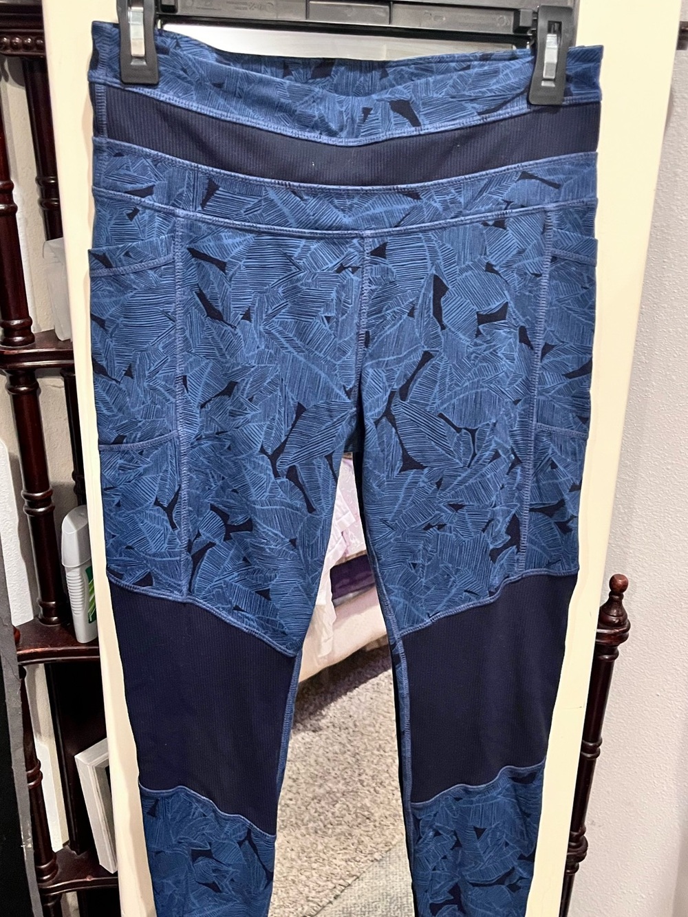Athleta Tropical Excursion Leggings - Picture 2 of 5